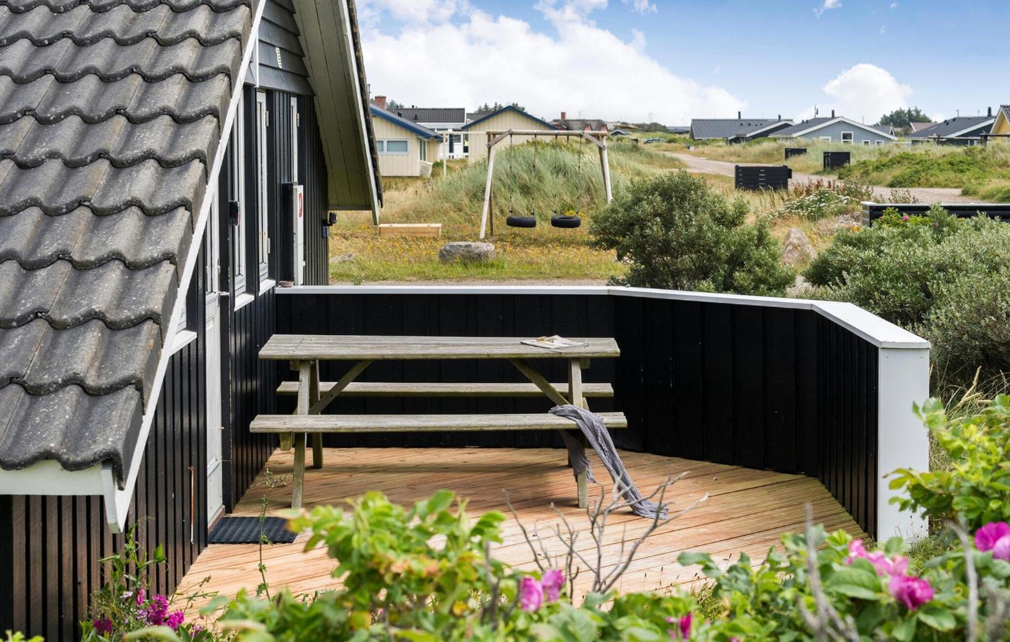 Stunning Home In Hvide Sande With Kitchen Bjerregard Exterior photo